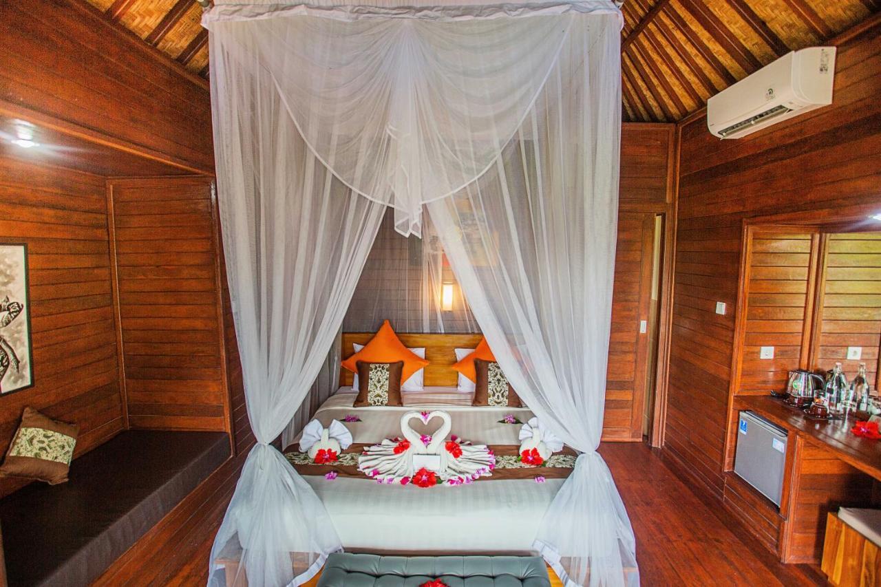 Tatak Bunut Villa Ceningan レンボンガン島 エクステリア 写真