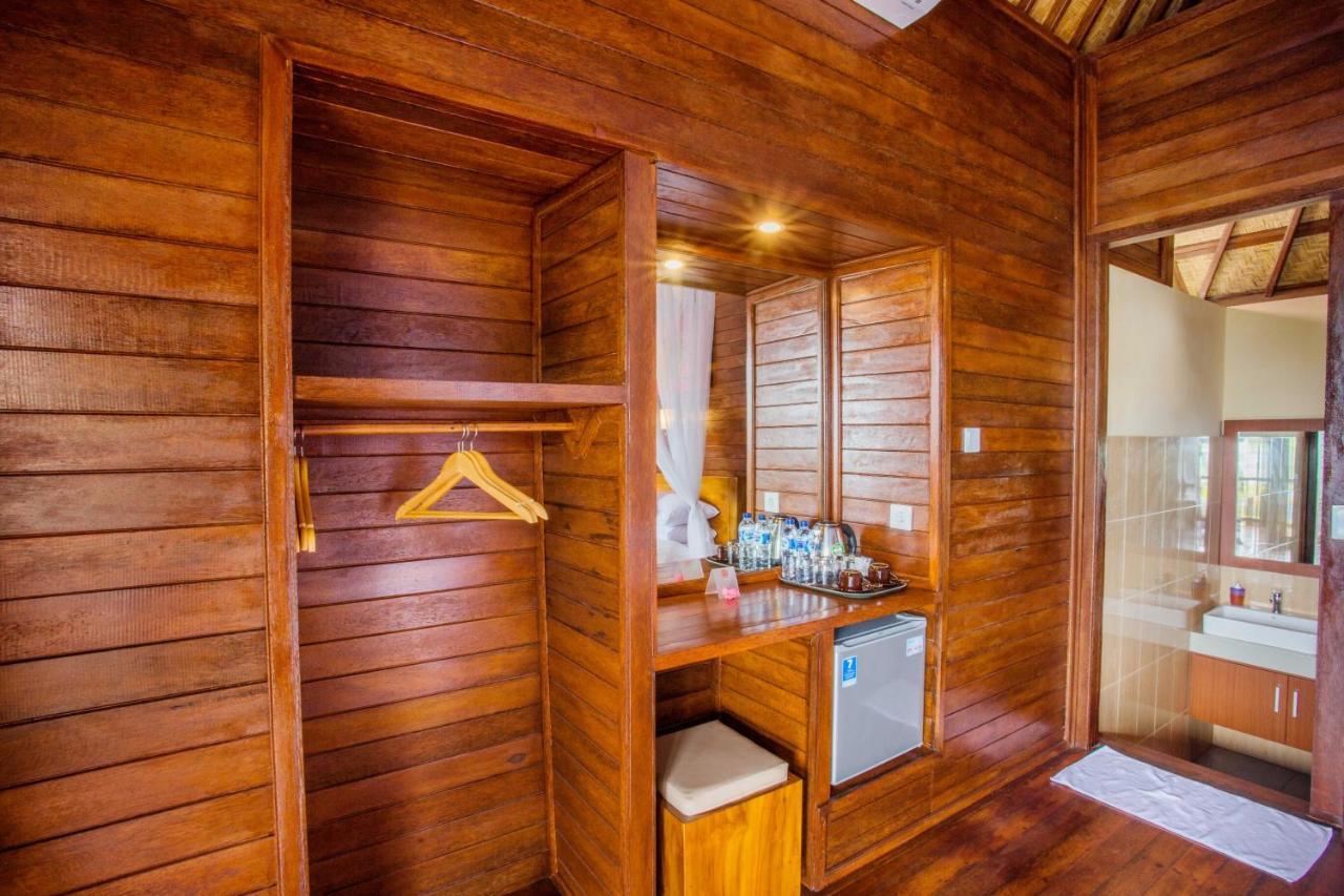 Tatak Bunut Villa Ceningan レンボンガン島 エクステリア 写真