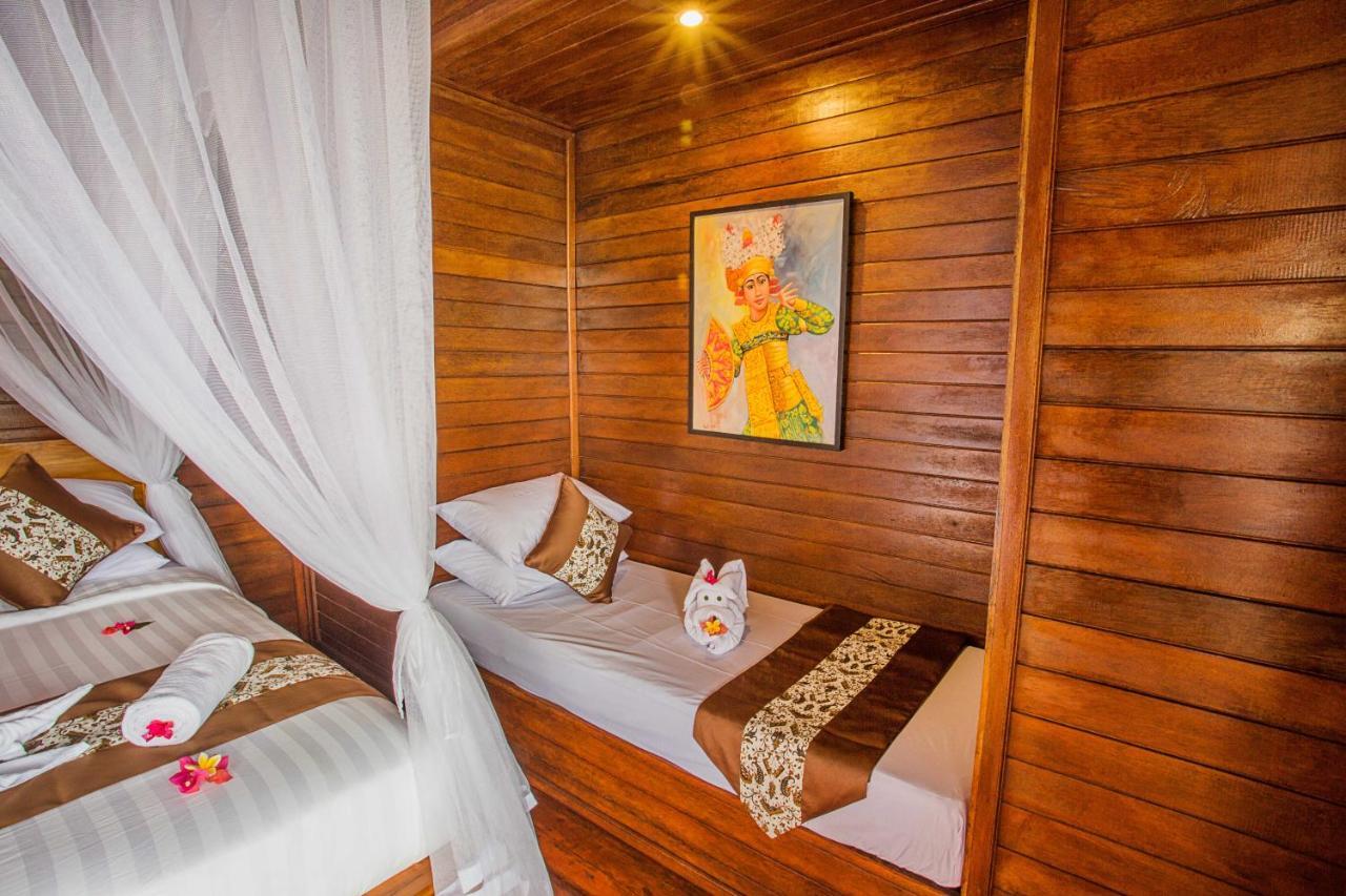 Tatak Bunut Villa Ceningan レンボンガン島 エクステリア 写真
